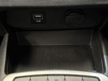 Hyundai i10 1.0 SE Connect Hatchback 5dr Petrol Auto Euro 6 (s/s) (67 ps)