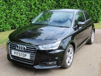 Audi A1 1.0 TFSI Sport Hatchback 3dr Petrol S Tronic Euro 6 (s/s) (Nav) 