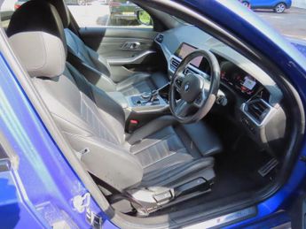 BMW 3 Series 2.0 320d M Sport Touring 5dr Diesel Auto Euro 6 (s/s) (190 ps)