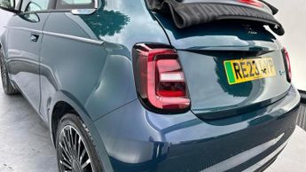 Fiat 500e C 42kWh La Prima Convertible 2dr Electric Auto (118 ps)