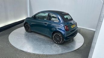 Fiat 500e C 42kWh La Prima Convertible 2dr Electric Auto (118 ps)