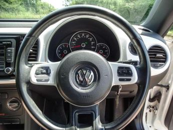 Volkswagen Beetle 2.0 TDI Design DSG Euro 5 3dr