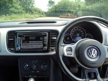 Volkswagen Beetle 2.0 TDI Design DSG Euro 5 3dr