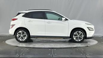 Hyundai KONA 64kWh Premium SUV 5dr Electric Auto (10.5kW Charger) (204 ps)