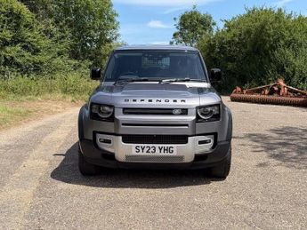 Land Rover Defender 110 3.0 D250 MHEV SE Hard Top SUV Auto 4WD MWB Euro 6 (s/s) 5dr