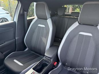Vauxhall Mokka Electric 54kWh GS SUV 5dr Electric Auto (156 ps)