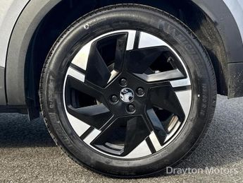 Vauxhall Mokka Electric 54kWh GS SUV 5dr Electric Auto (156 ps)
