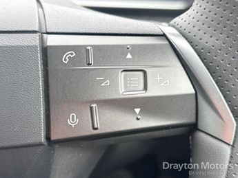 Vauxhall Grandland Electric 73kWh Ultimate SUV 5dr Electric Auto (213 ps)
