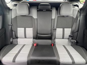 Vauxhall Grandland Electric 73kWh Ultimate SUV 5dr Electric Auto (213 ps)