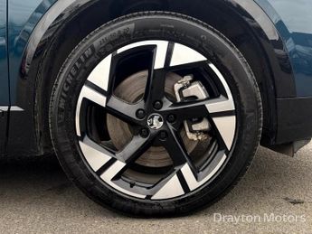 Vauxhall Grandland Electric 73kWh Ultimate SUV 5dr Electric Auto (213 ps)