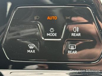 Volkswagen Golf 1.5 eTSI MHEV R-Line Hatchback 5dr Petrol Hybrid DSG Euro 6 (s/s