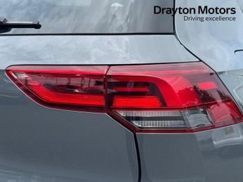 Volkswagen Golf 1.5 eTSI MHEV R-Line Hatchback 5dr Petrol Hybrid DSG Euro 6 (s/s
