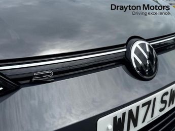 Volkswagen Golf 1.5 eTSI MHEV R-Line Hatchback 5dr Petrol Hybrid DSG Euro 6 (s/s