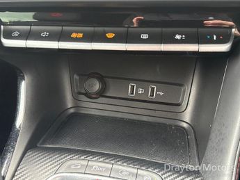 MG MG ZS 1.0 T-GDI Exclusive SUV 5dr Petrol Auto Euro 6 (111 ps)
