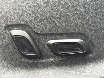 MG MG ZS 1.0 T-GDI Exclusive SUV 5dr Petrol Auto Euro 6 (111 ps)