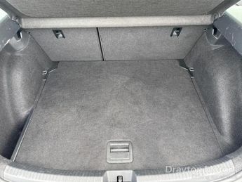 Volkswagen Taigo 1.0 TSI Life SUV 5dr Petrol DSG Euro 6 (s/s) (110 ps)