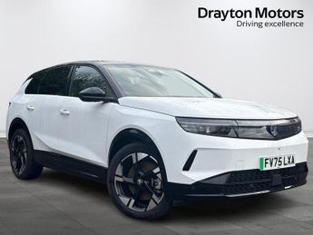 Vauxhall Grandland Electric 73kWh Ultimate SUV 5dr Electric Auto (213 ps)