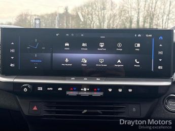 Vauxhall Grandland Electric 73kWh Ultimate SUV 5dr Electric Auto (213 ps)