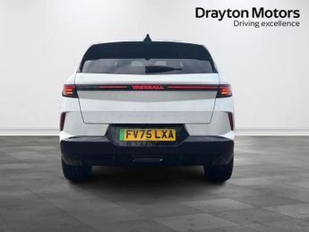 Vauxhall Grandland Electric 73kWh Ultimate SUV 5dr Electric Auto (213 ps)