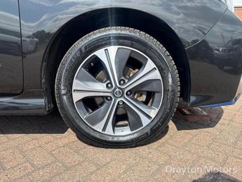 Nissan Leaf 62kWh e+ Tekna Hatchback 5dr Electric Auto (217 ps)