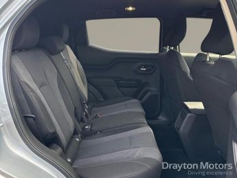 Suzuki e Vitara 61kWh Motion SUV 5dr Electric Auto (174 ps)