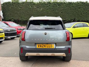 MINI Countryman 1.5C MHEV Exclusive SUV 5dr Petrol Hybrid Auto Euro 6 (s/s) (170