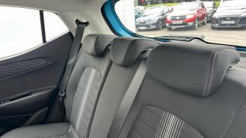 Hyundai i10 1.2 SE Connect Hatchback 5dr Petrol Auto Euro 6 (s/s) (84 ps)