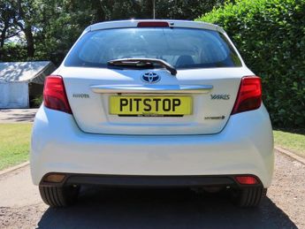 Toyota Yaris 1.5 VVT-h Excel Hatchback 5dr Petrol Hybrid E-CVT Euro 6 (15in A