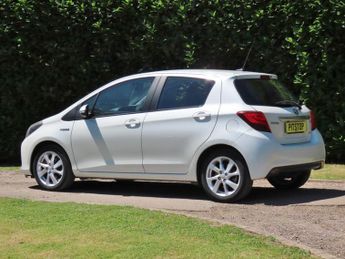 Toyota Yaris 1.5 VVT-h Excel Hatchback 5dr Petrol Hybrid E-CVT Euro 6 (15in A