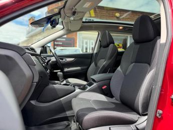 Nissan Qashqai 1.3 DIG-T N-Connecta SUV 5dr Petrol DCT Auto Euro 6 (s/s) (160 p