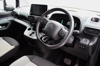 Citroen e-Berlingo 50kWh Flair XTR M MPV 5dr Electric Auto (7.4kW Charger) (136 ps)