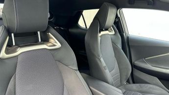 Toyota C-HR 1.8 VVT-h Excel SUV 5dr Petrol Hybrid CVT Euro 6 (s/s) (140 ps)