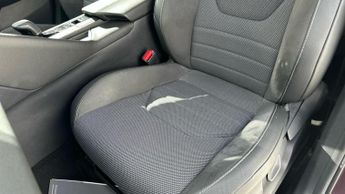 Toyota C-HR 1.8 VVT-h Excel SUV 5dr Petrol Hybrid CVT Euro 6 (s/s) (140 ps)