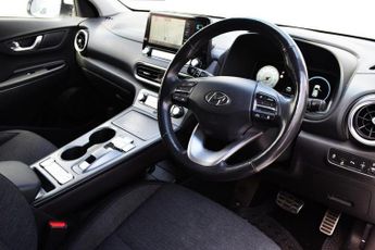 Hyundai KONA 64kWh Premium SUV 5dr Electric Auto (10.5kW Charger) (204 ps)