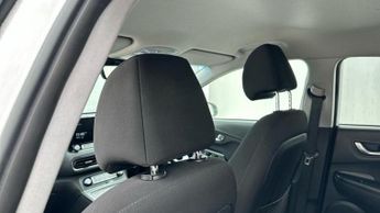 Hyundai KONA 64kWh Premium SUV 5dr Electric Auto (10.5kW Charger) (204 ps)