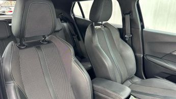Peugeot E-2008 50kWh GT SUV 5dr Electric Auto (7kW Charger) (136 ps)