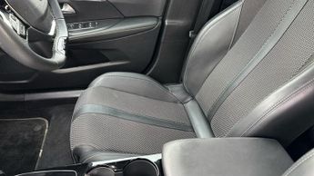 Peugeot E-2008 50kWh GT SUV 5dr Electric Auto (7kW Charger) (136 ps)