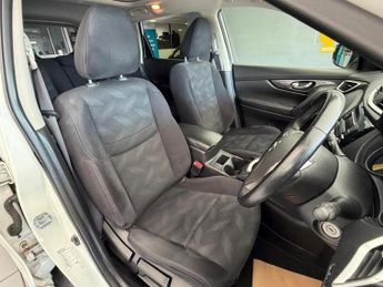 Nissan X-Trail 1.6 dCi Acenta SUV 5dr Diesel XTRONIC