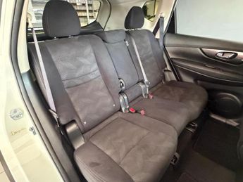 Nissan X-Trail 1.6 dCi Acenta SUV 5dr Diesel XTRONIC