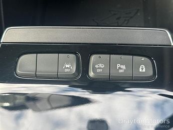 Vauxhall Mokka Electric 50kWh SE Premium SUV 5dr Electric Auto (136 ps)