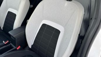 Citroen e-C3 Standard Range 44kWh MAX Hatchback 5dr Electric Auto (11kW Charg