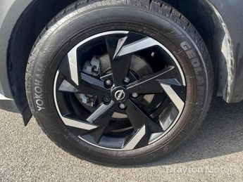 Nissan Juke 1.0 DIG-T N-Connecta SUV 5dr Petrol DCT Auto Euro 6 (s/s) (114 p