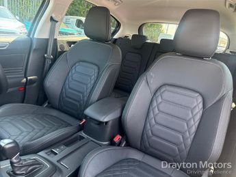 Ford Focus 1.0T EcoBoost MHEV Active X Hatchback 5dr Petrol Hybrid DCT Euro