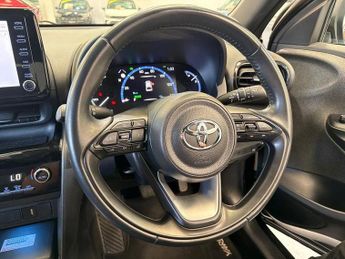 Toyota Yaris Cross 1.5 Hybrid Design 5dr CVT