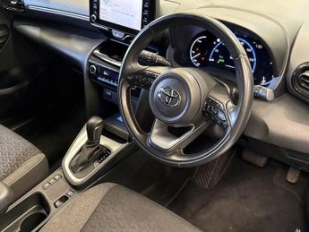 Toyota Yaris Cross 1.5 Hybrid Design 5dr CVT