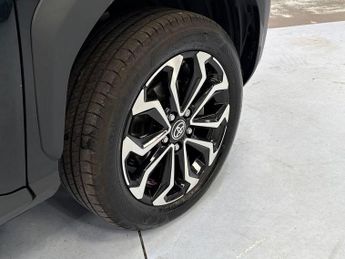 Toyota Yaris Cross 1.5 Hybrid Design 5dr CVT