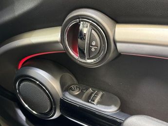 MINI HATCHBACK 1.5 Cooper Exclusive II 3dr Auto