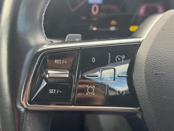 Renault Austral 1.2 E-TECH techno esprit Alpine Auto Euro 6 (s/s) 5dr