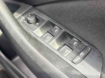 Skoda Kamiq 1.0 TSI SE SUV 5dr Petrol DSG Euro 6 (s/s) (110 ps)