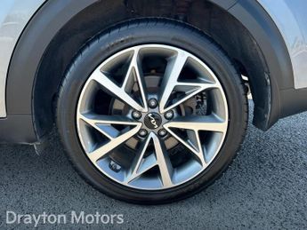 Kia Niro 1.6 GDi 4 SUV 5dr Petrol Hybrid DCT Euro 6 (s/s) (139 bhp)